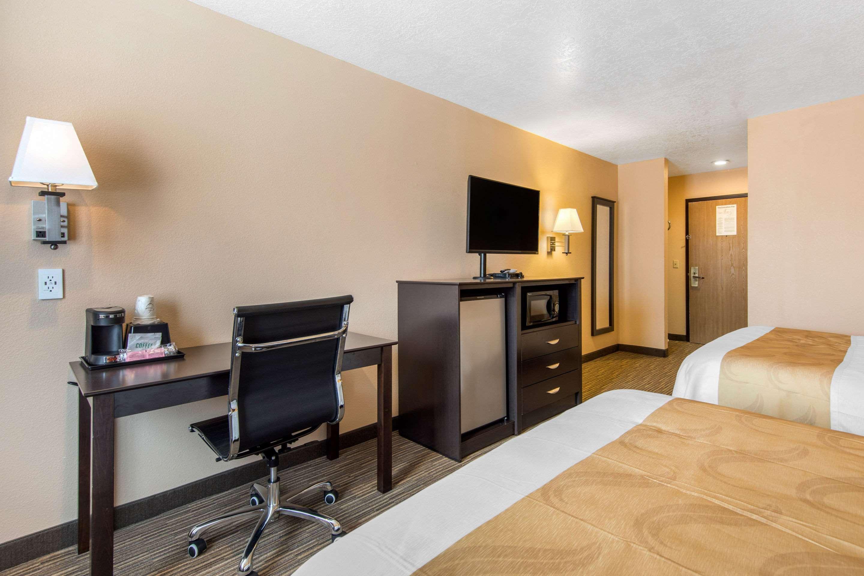 Quality Inn & Suites Albuquerque North Near Balloon Fiesta Park Ngoại thất bức ảnh