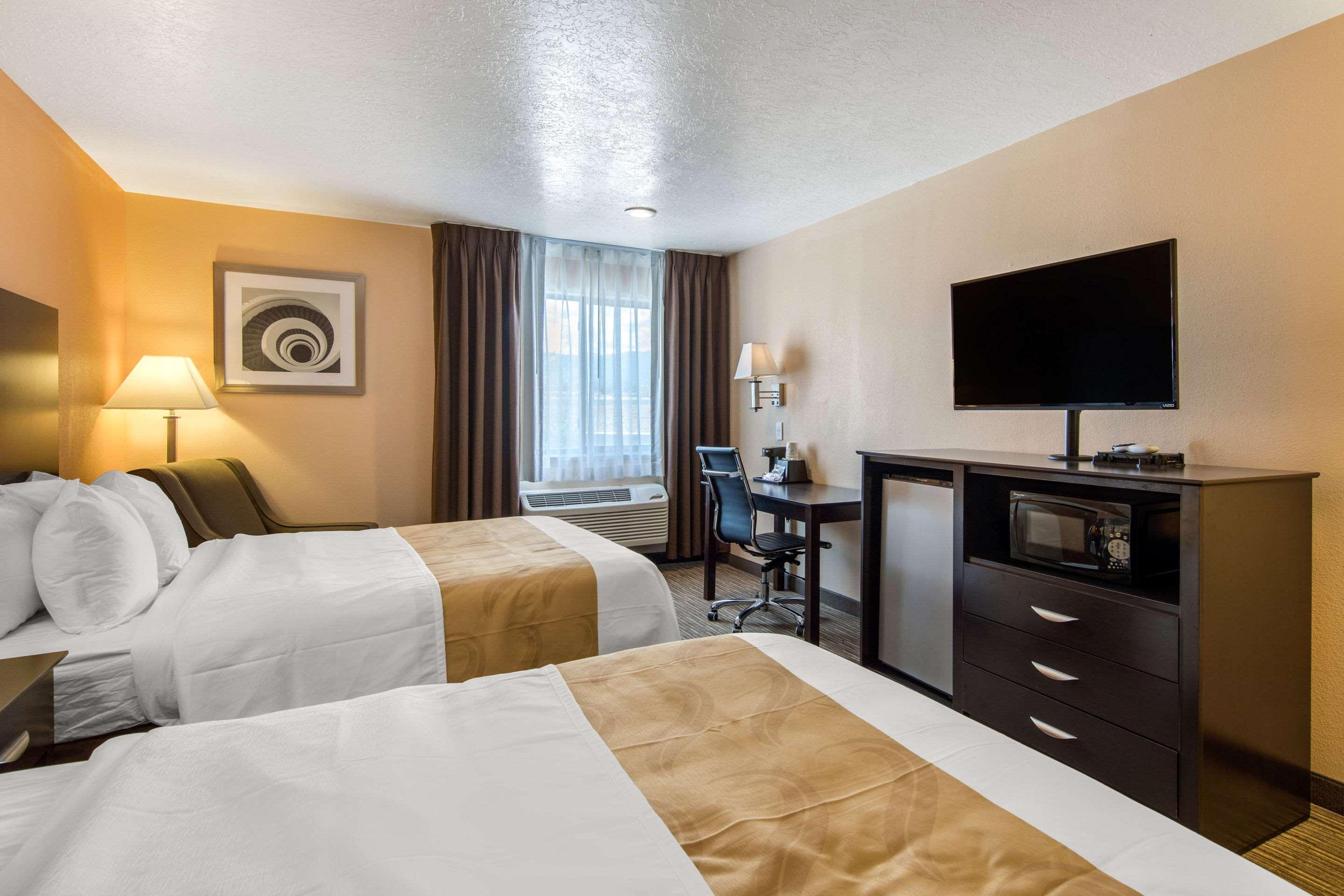 Quality Inn & Suites Albuquerque North Near Balloon Fiesta Park Ngoại thất bức ảnh