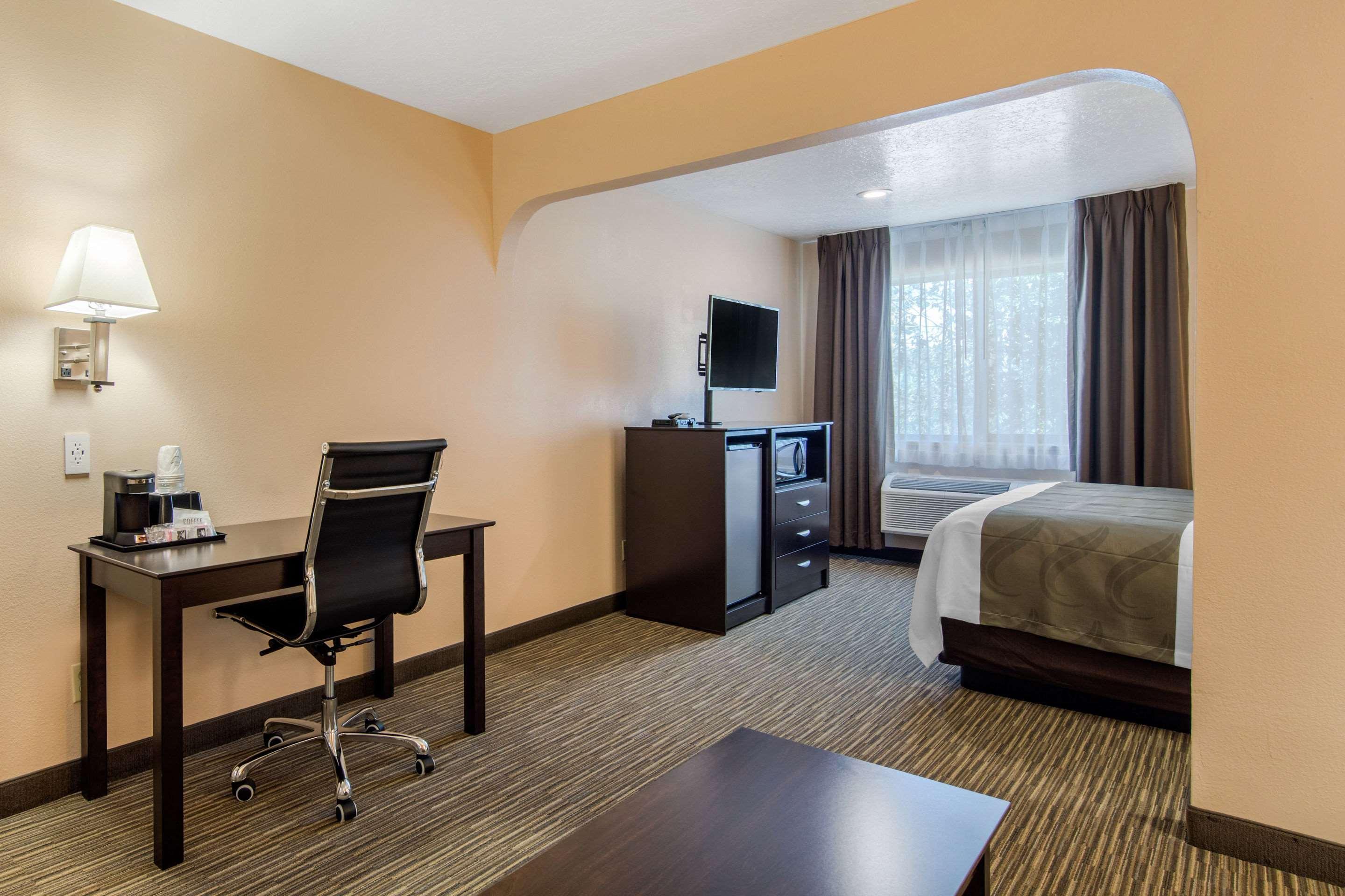 Quality Inn & Suites Albuquerque North Near Balloon Fiesta Park Ngoại thất bức ảnh