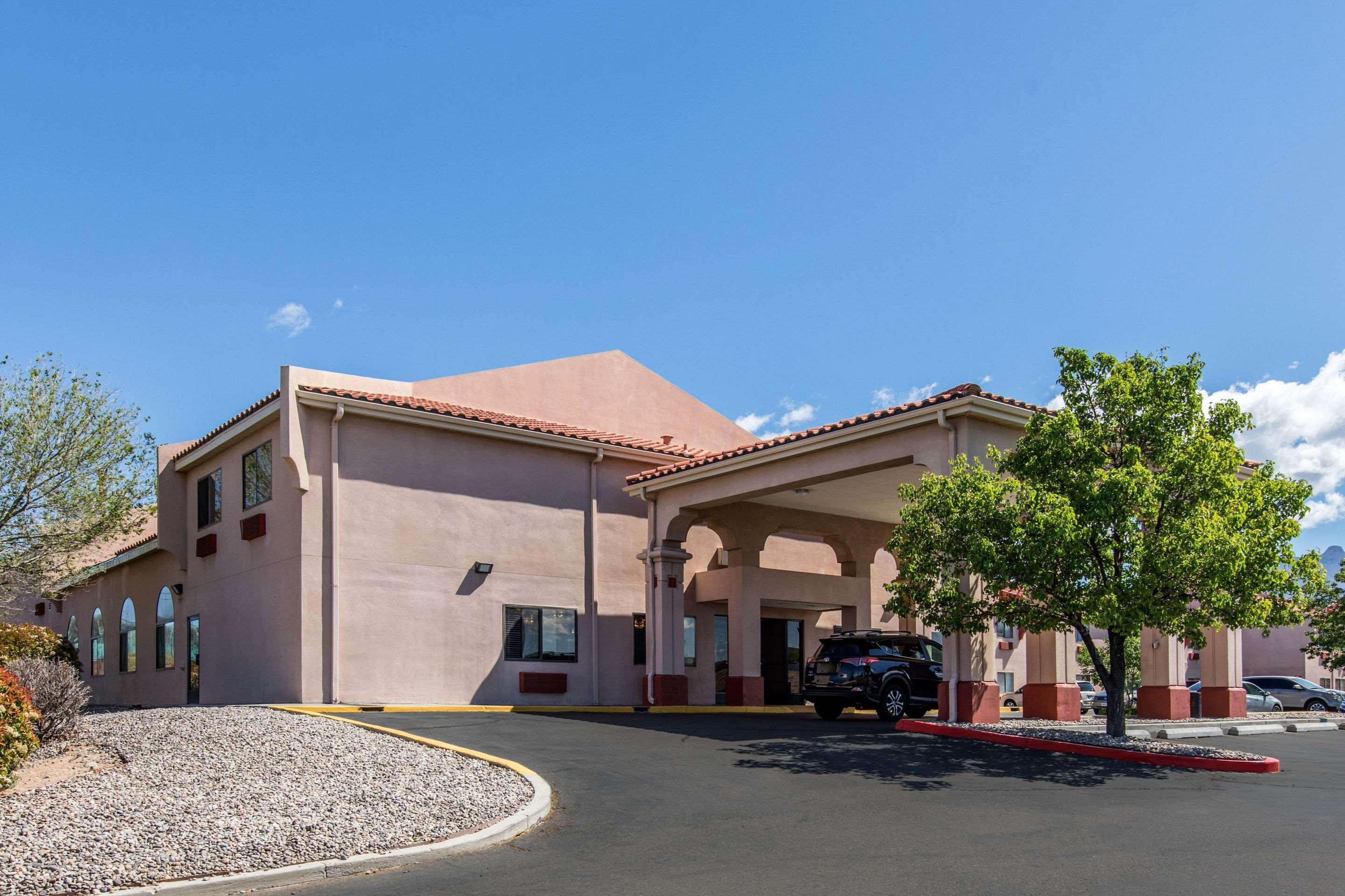 Quality Inn & Suites Albuquerque North Near Balloon Fiesta Park Ngoại thất bức ảnh